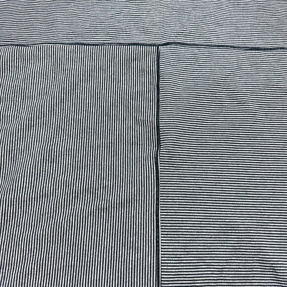 Lululemon Athletica Special Edition Vinyasa Scarf Tonka Stripe Black Gold Zip - Picture 2 of 6